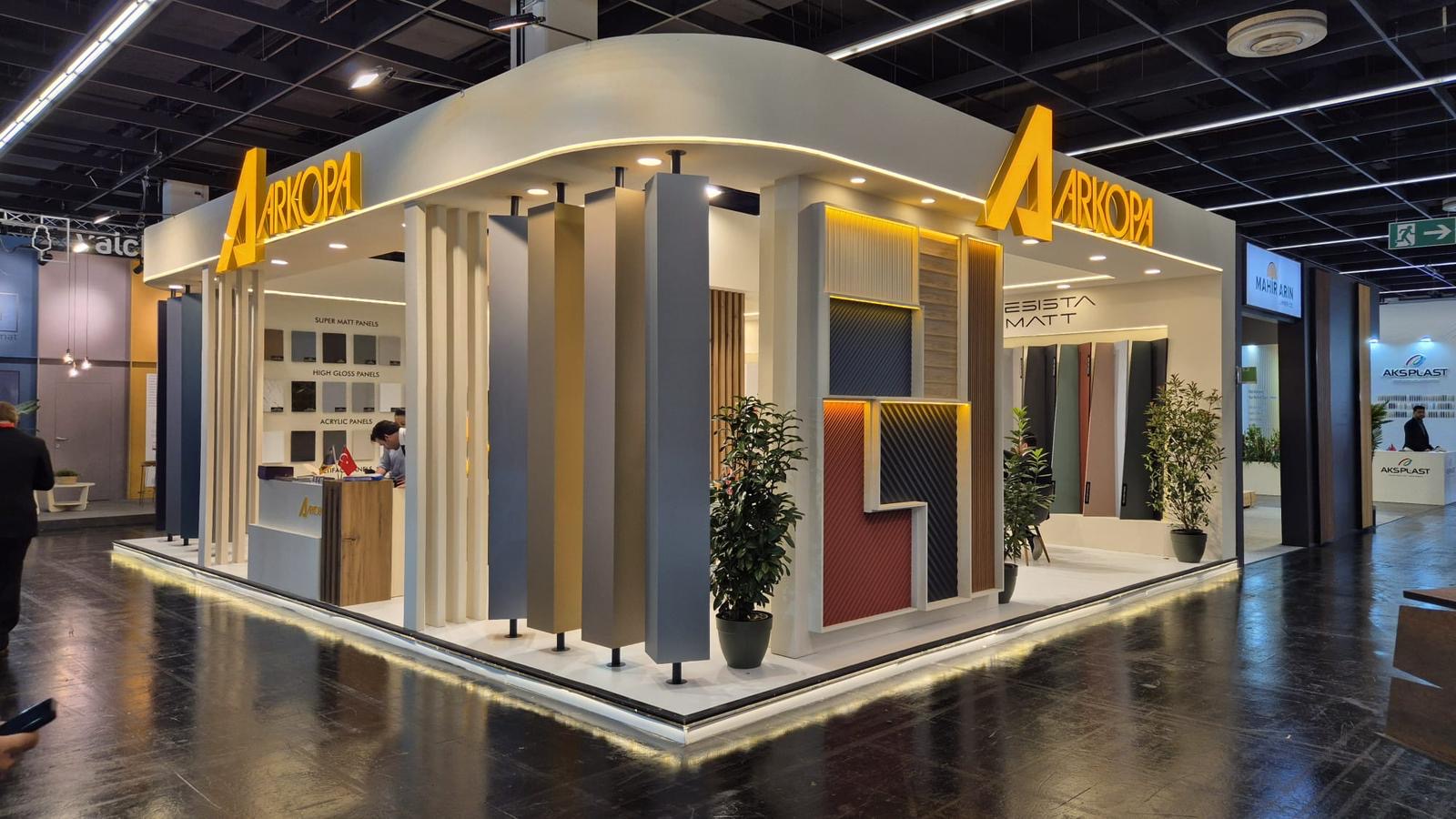 Fuar standı kiralama fiyatları için modern fuar standı tasarımı örneği