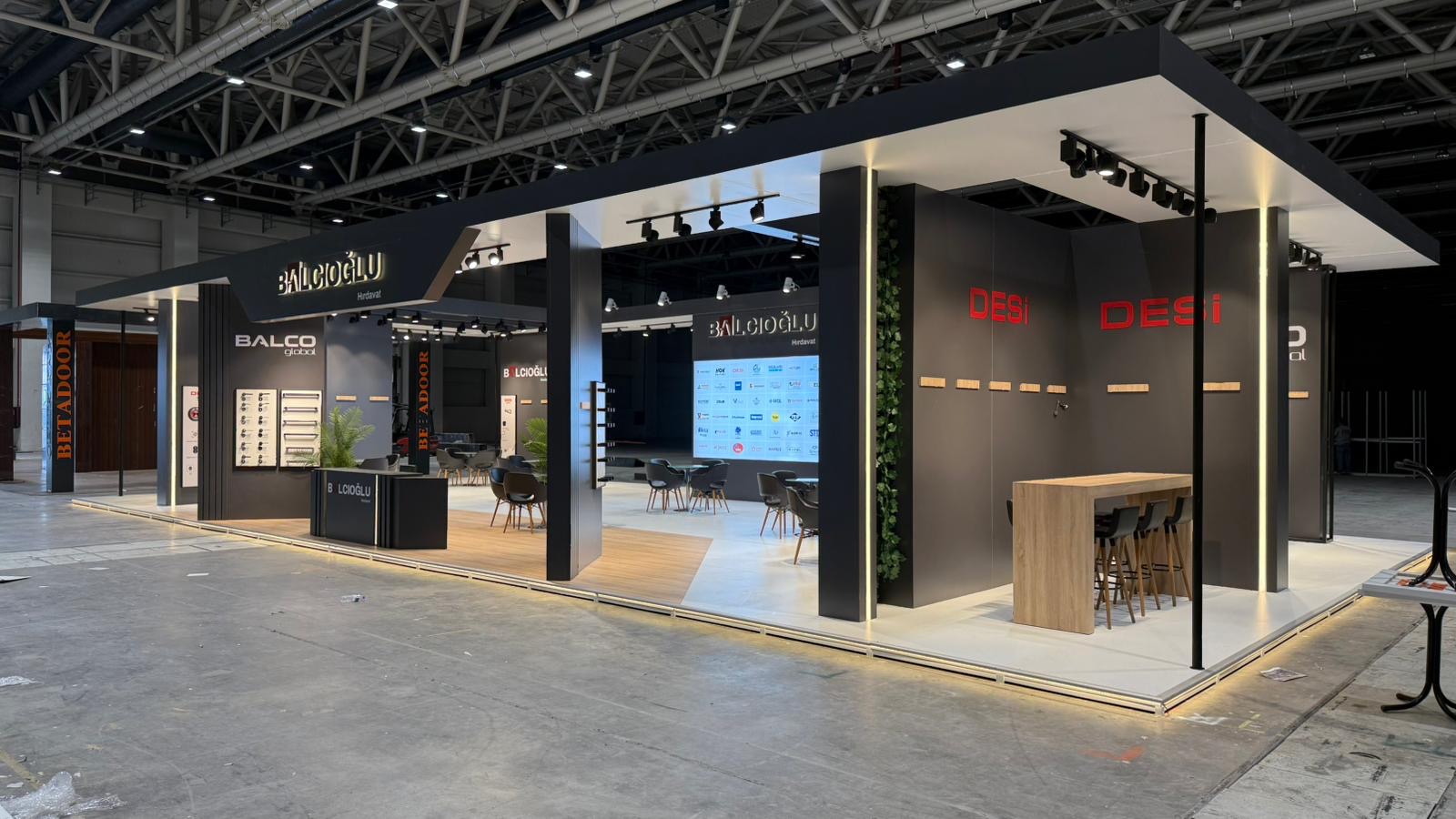 İlaç ve Medikal Fuarı Stand Tasarımı: Hijyen, Güven ve Profesyonellik Üçgeninde Doğru Çözümler destek görseli 1